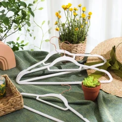 Cheap SONGMICS 30 Cintres large velours blanc