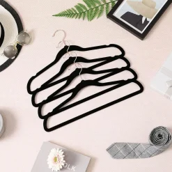 Store SONGMICS 30 Cintres velours noir