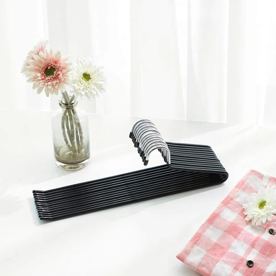 Clearance SONGMICS Lot de 30 cintres en plastique noir